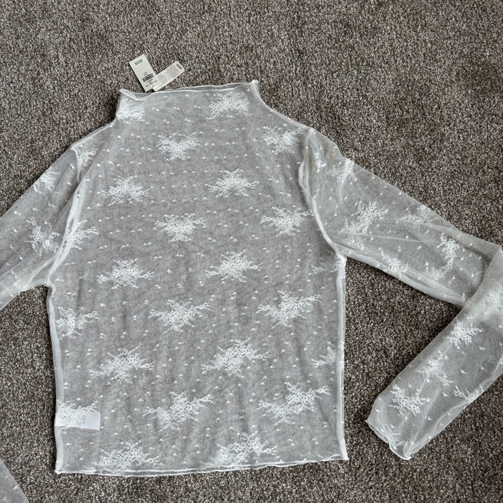 Aerie Sheer White Lace Long Sleeve